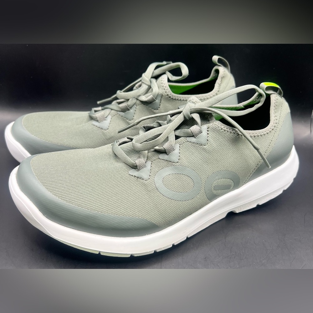 OOFOS Men's Green‎ and White Athletic Shoes, Size:12